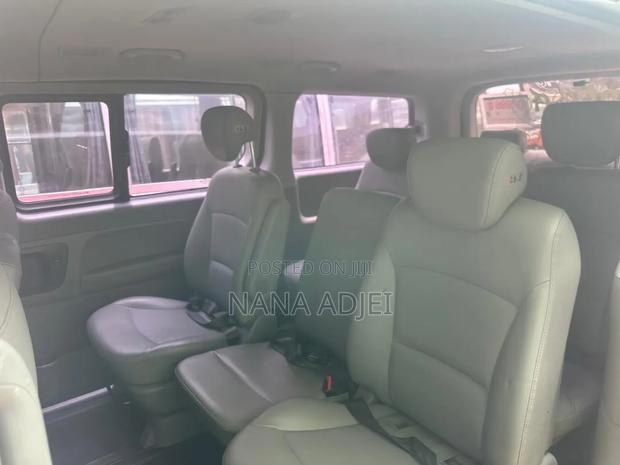 Hyundai Satellite 2019 Gray