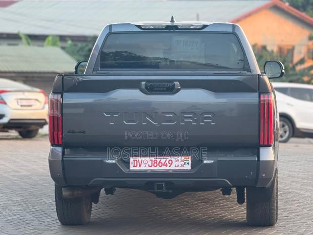 Toyota Tundra Limited Double Cab 6.5' Bed 2024