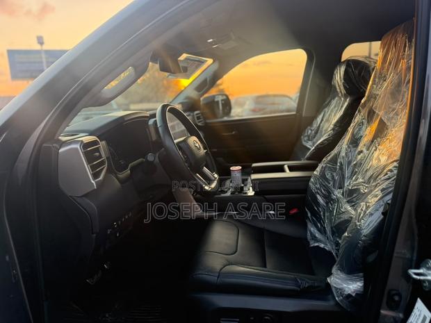 Toyota Tundra Limited Double Cab 6.5' Bed 2024