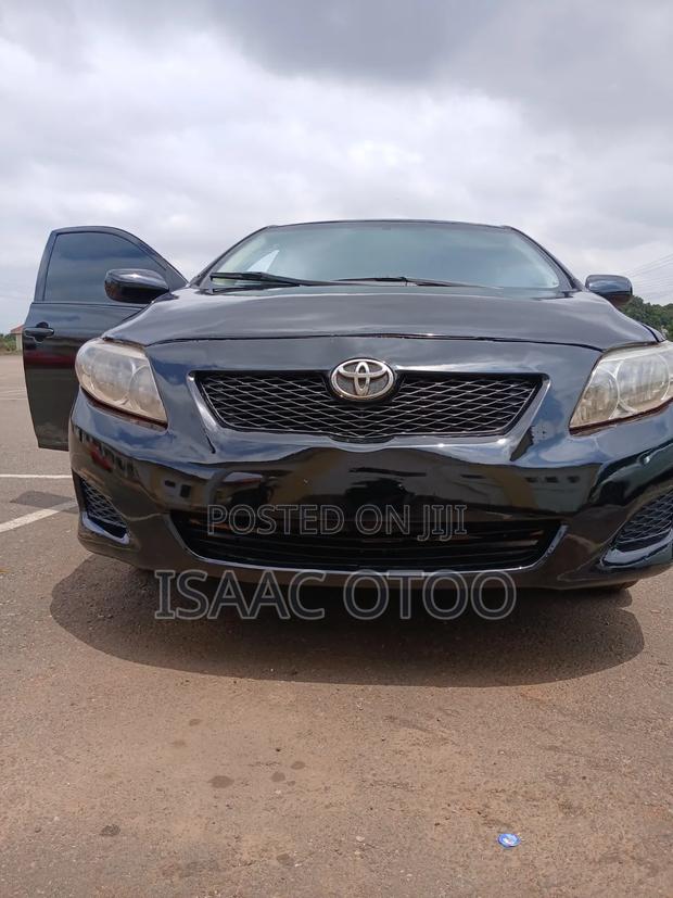 Toyota Corolla LE 4dr Sedan (1.8L 4cyl 4A) 2010 Black