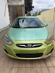 Hyundai Accent 2013 Green for sale