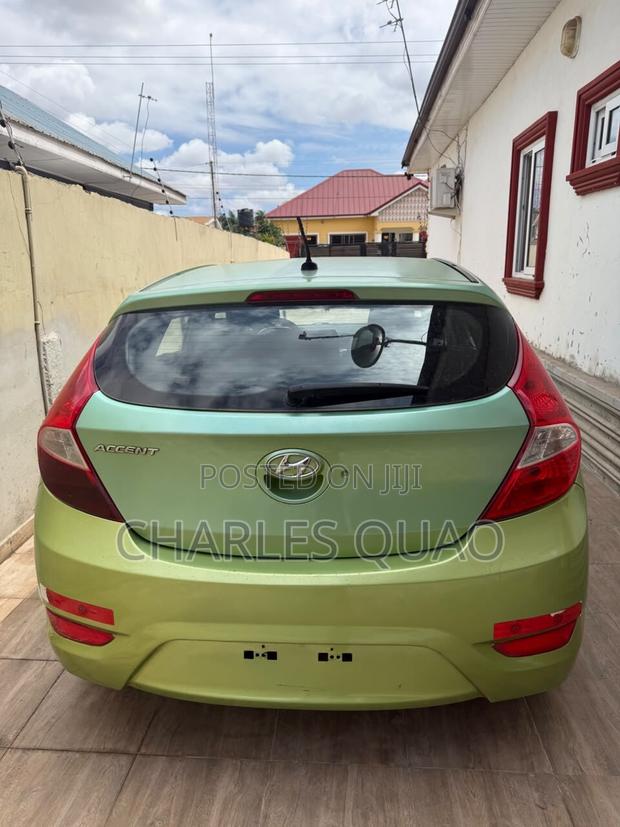 Hyundai Accent 2013 Green