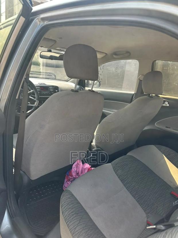 Kia Pegas 2021 Gray