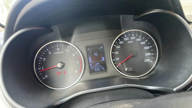 Kia Pegas 2021 Gray