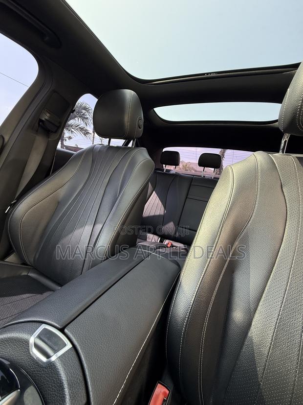 Mercedes-Benz E300 2017 Black