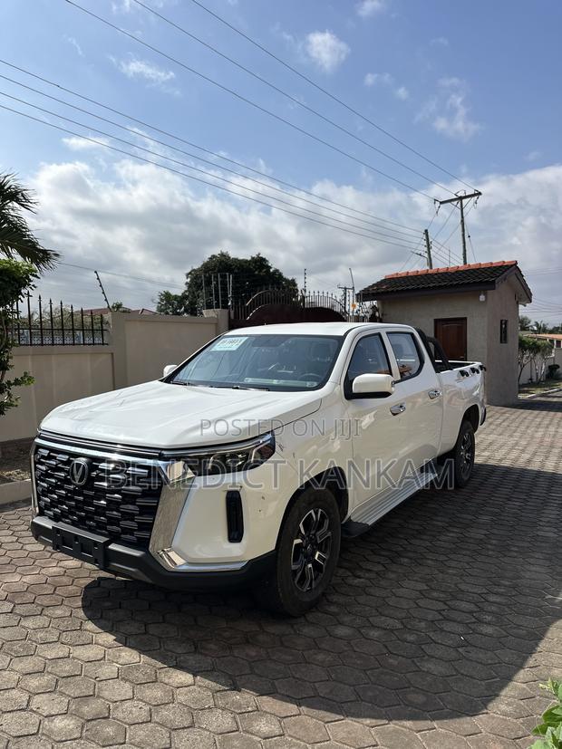 New Changan Hunter Plus 2.0 Petrol 4x4 2023 White