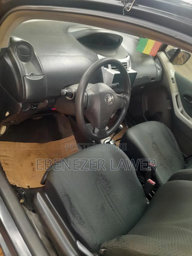 Toyota Vitz 1.3 AWD 5dr 2008 Black