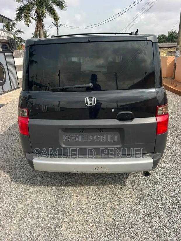 Honda Element 2009 Black