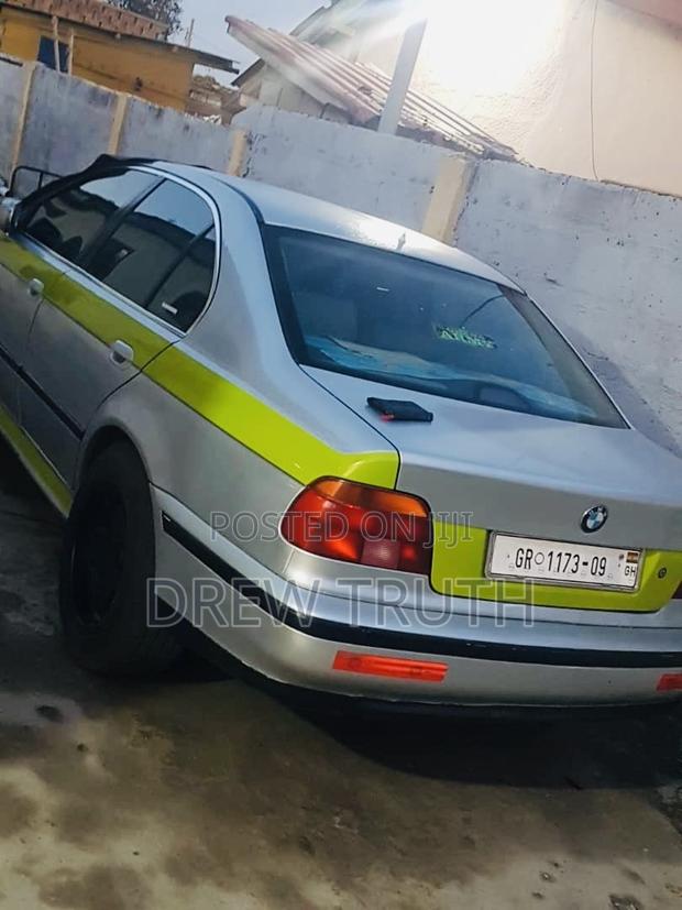 BMW 5 Series 528i 1999 Silver