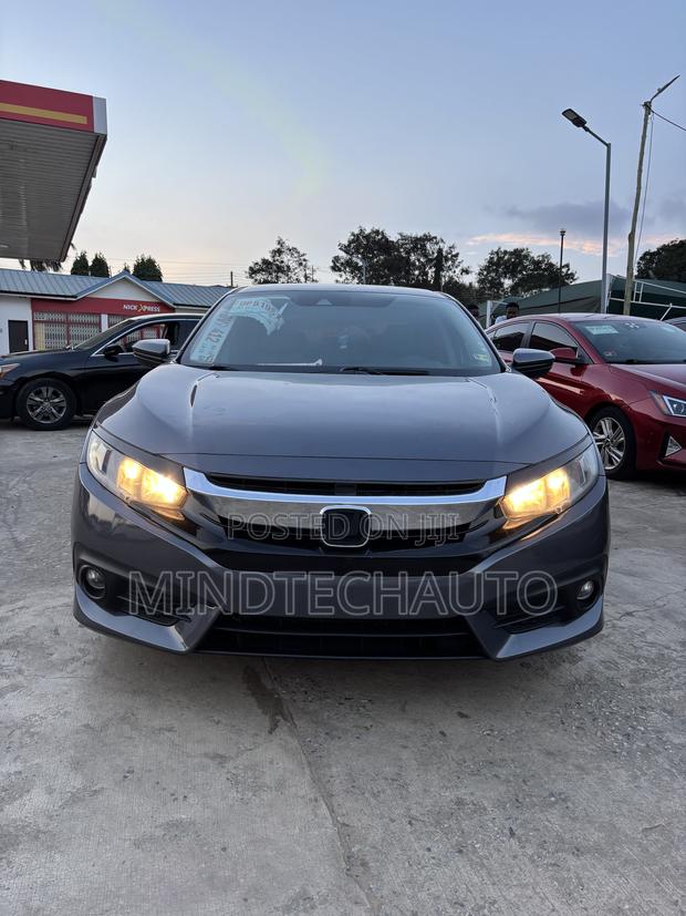 Honda Civic LX Coupe 2019 Gray