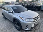 Toyota Highlander LE 2019 Silver for sale