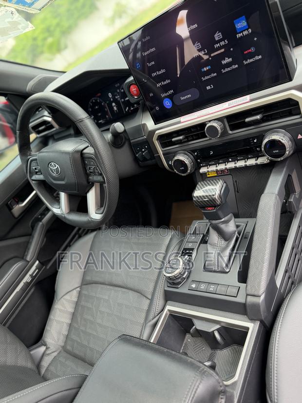 Toyota Tacoma TRD Off-Road Double Cab 4WD 5.0 ft. SB (Automatic) 2025