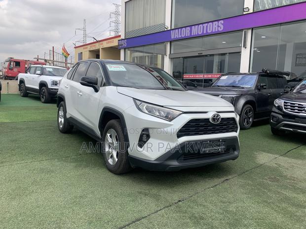 New Toyota RAV4 2025 White