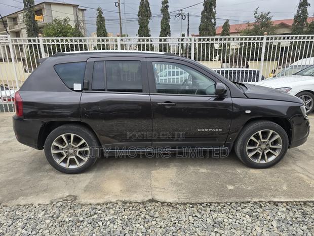 Jeep Compass Limited 2010 Black
