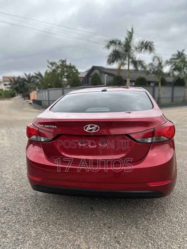 Hyundai Elantra SE 4dr Sedan (1.8L 4cyl 6A) 2015 Red
