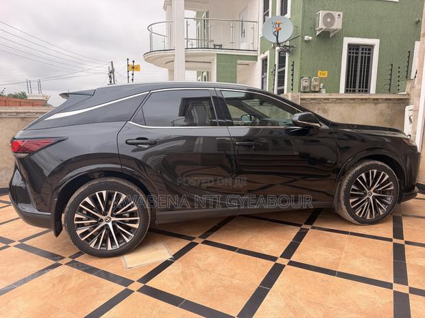 Lexus RX 2024 Black