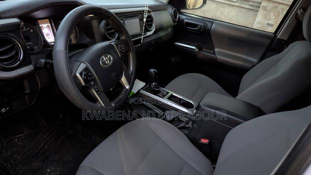 Toyota Tacoma 2017 White