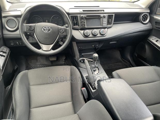 Toyota RAV4 2017 Purple