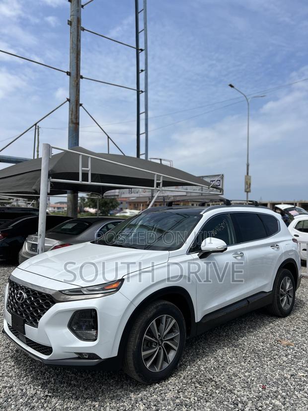 Hyundai Santa Fe 2021 White