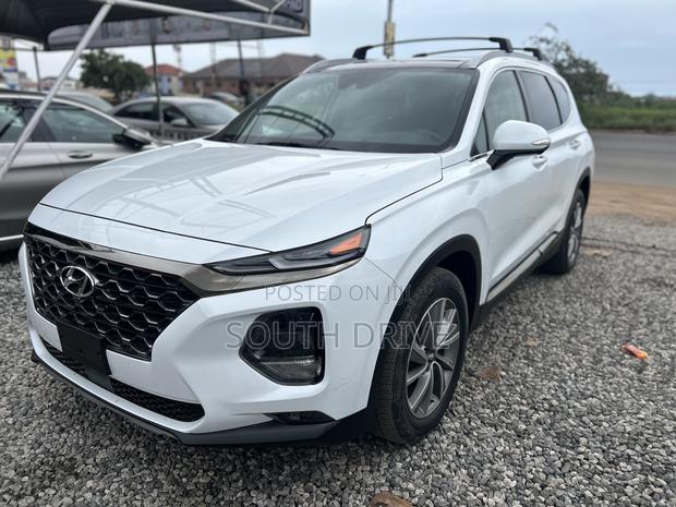 Hyundai Santa Fe 2021 White