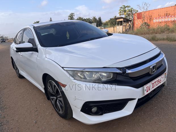 Honda Civic EX-T 2dr Coupe (1.5L 4cyl) 2016 White