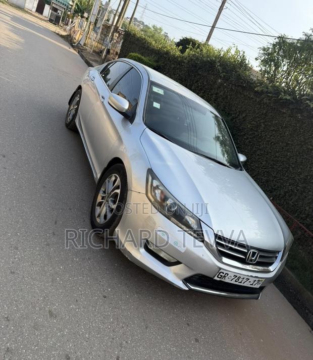 Honda Accord EX 4dr Sedan (2.4L 4cyl CVT) 2014 Silver