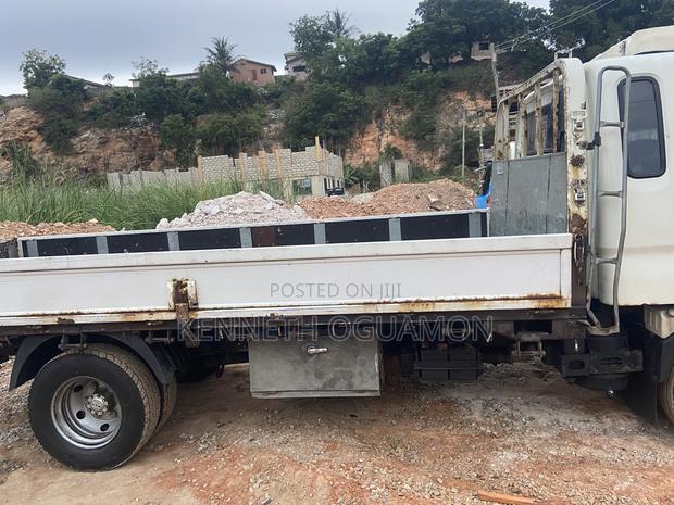 Hyundai Porter II 2011 White