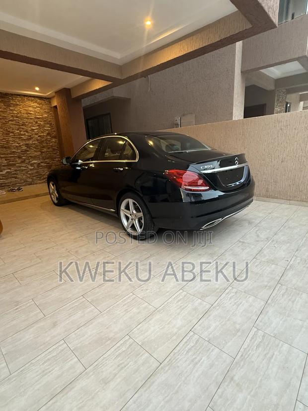 Mercedes-Benz C300 Luxury 4dr AWD 4Matic Sedan (2.0L 4cyl 7A) 2015