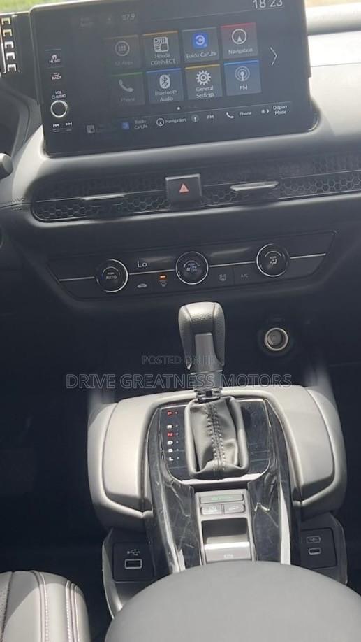 Honda HR-V 2023 White