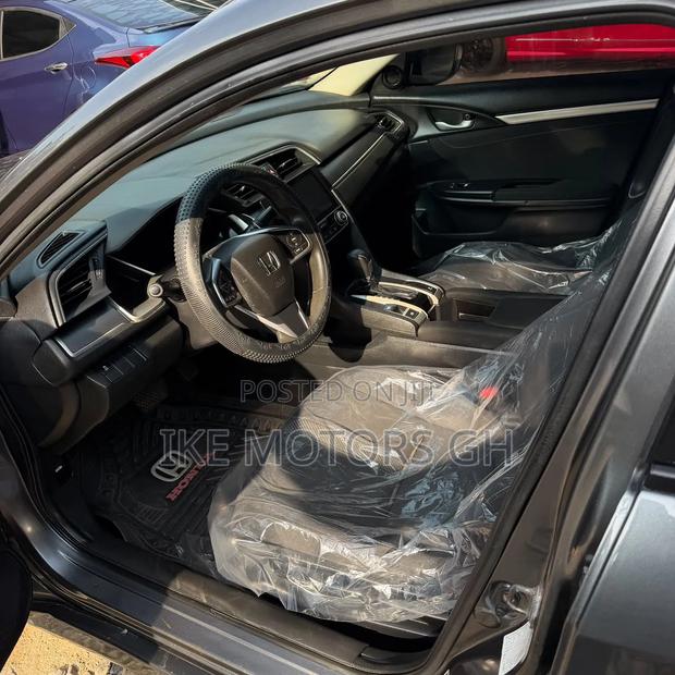 Honda Civic EX 4dr Sedan (1.5L 4cyl) 2016 Gray