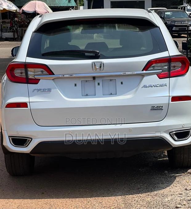 Honda Avancier 2017 White