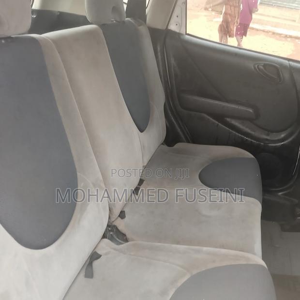 Honda Fit 2002 White