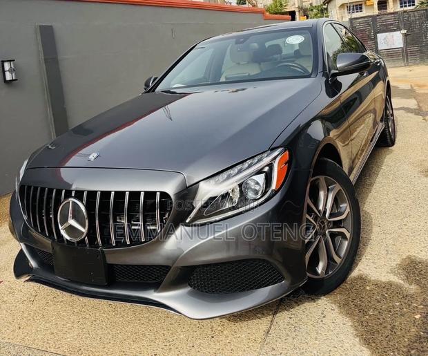 Mercedes-Benz C300 2018 Gray
