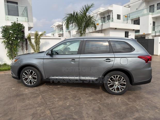 Mitsubishi Outlander ES AWC 2016 Gray
