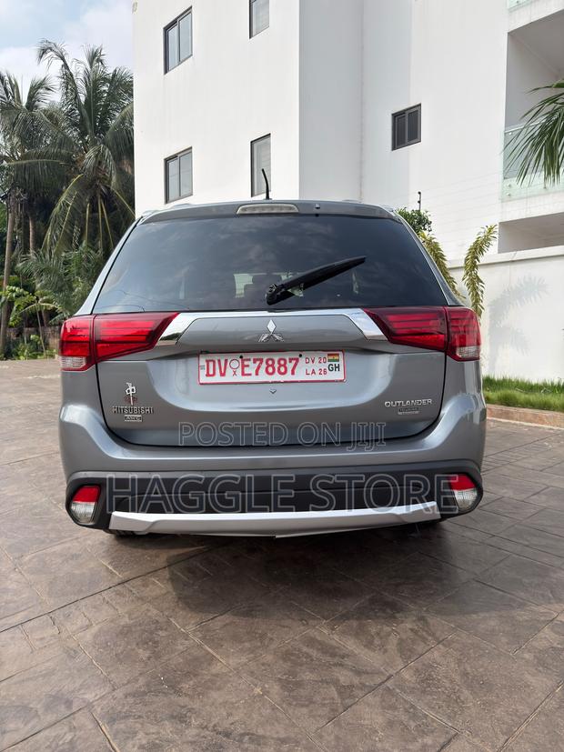 Mitsubishi Outlander ES AWC 2016 Gray