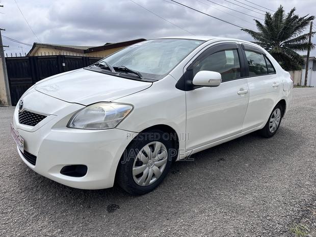 Toyota Belta 2011 White