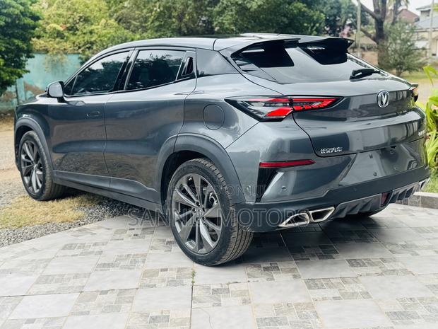 Changan UNI-T 1.5 FWD 2020 Gray