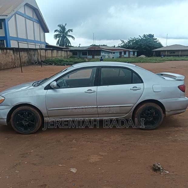 Toyota Corolla 2007 Gray