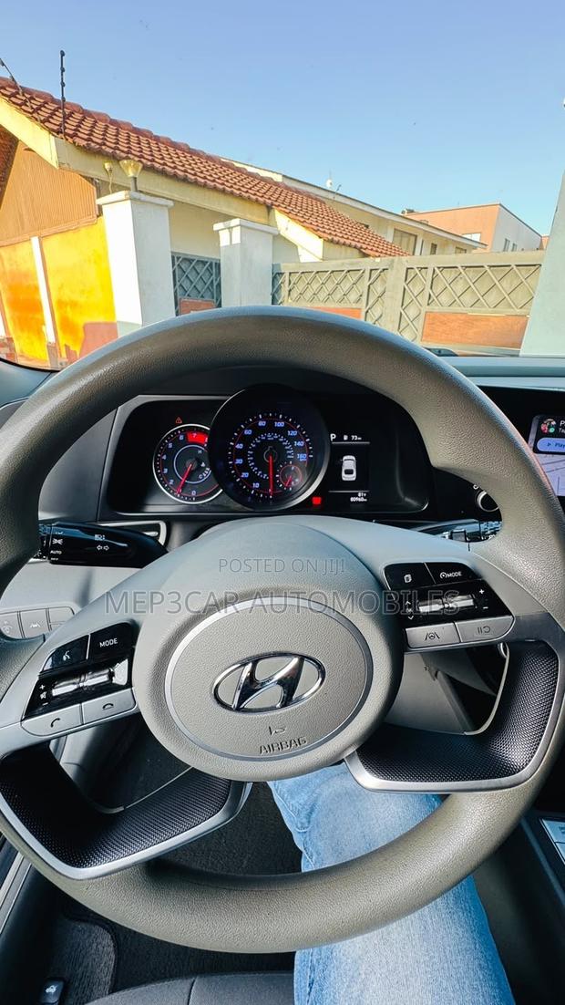 Hyundai Elantra 2021 Black
