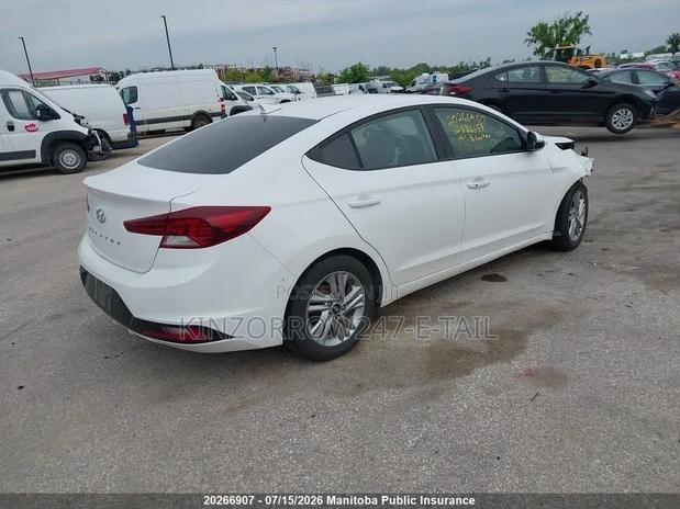 Hyundai Elantra Value Edition 2019 White
