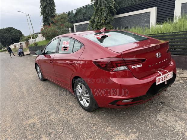 Hyundai Elantra Limited 2020 Red