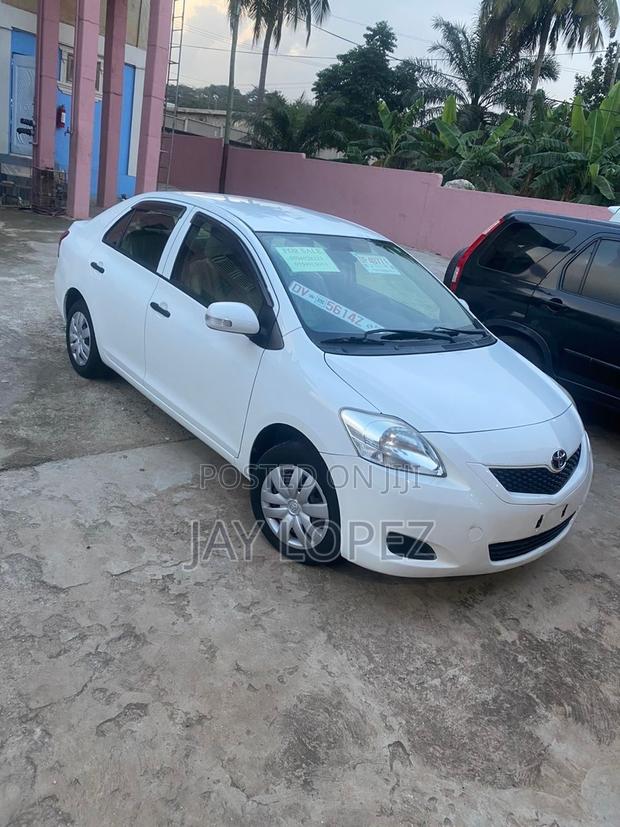 Toyota Belta 2011 White