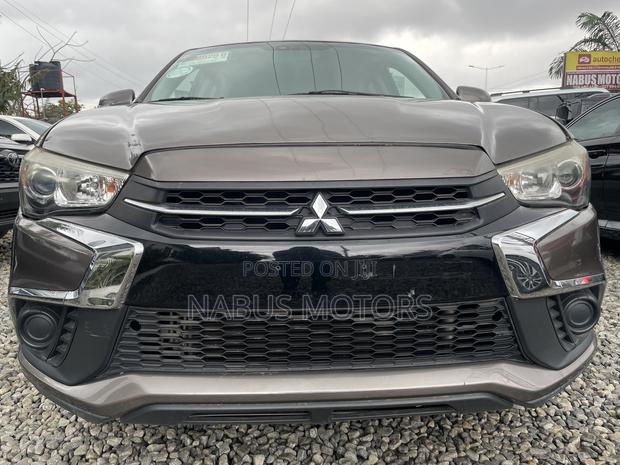 Mitsubishi Outlander SE AWC 2018 Brown