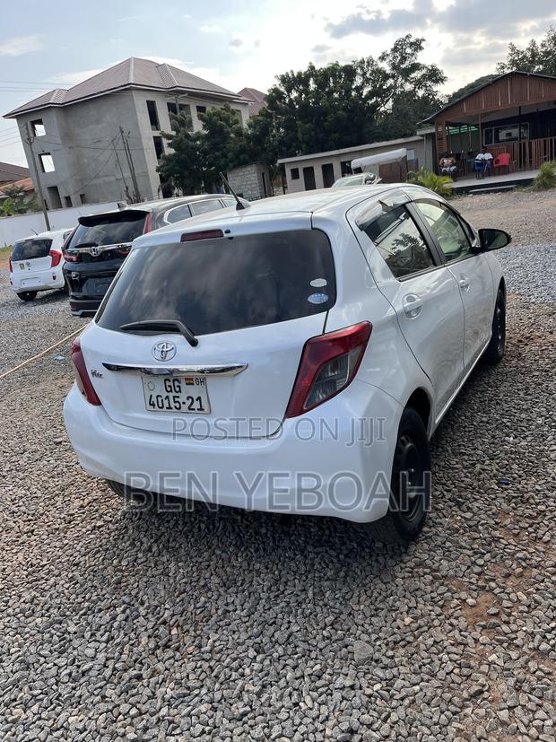 Toyota Vitz 1.5 FWD 3dr 2013 White