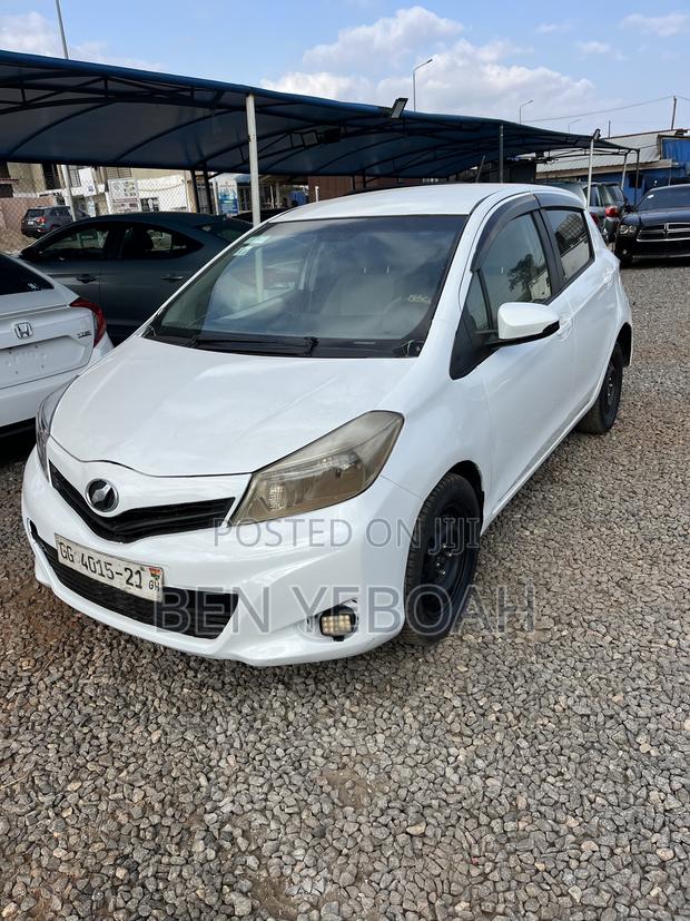 Toyota Vitz 1.5 FWD 3dr 2013 White