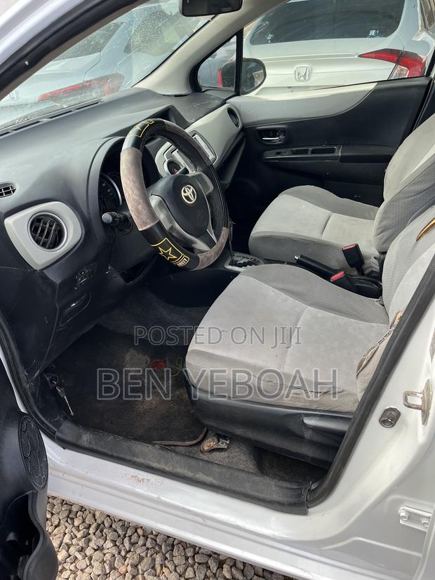 Toyota Vitz 1.5 FWD 3dr 2013 White