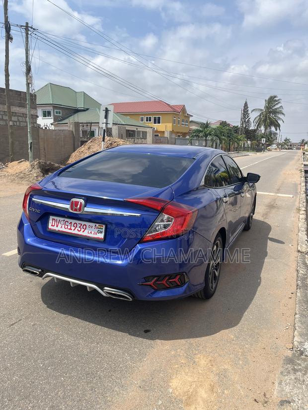 Honda Civic LX 4dr Sedan (2.0L 4cyl) 2017 Blue