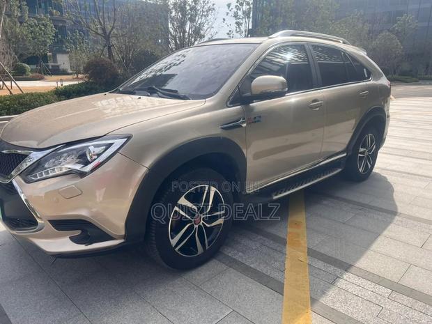 BYD Tang EV 2018 Beige
