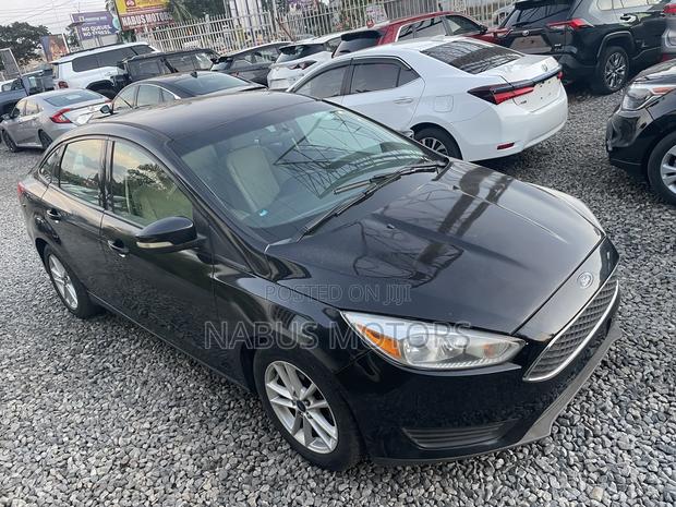 Ford Focus SE 4dr Sedan (2.0L 4cyl 5M) 2015 Black