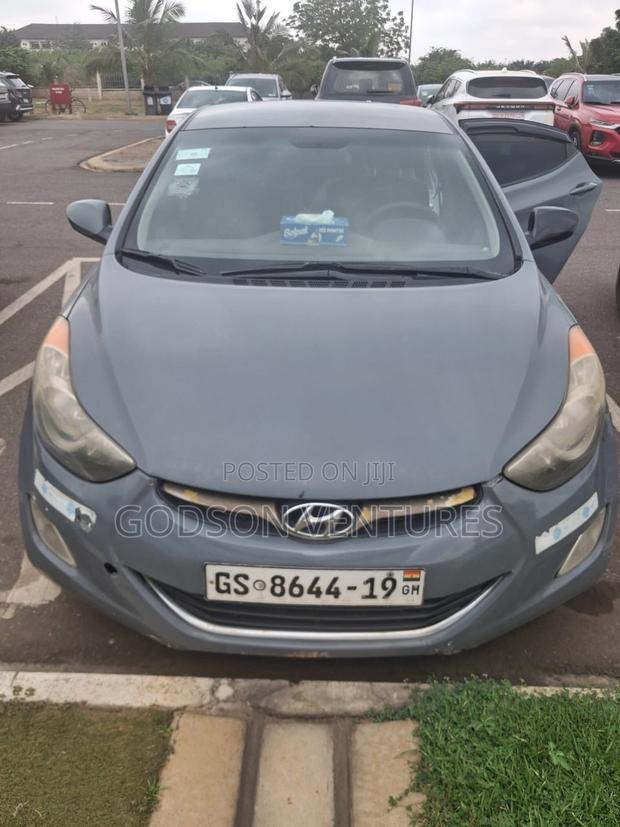 Hyundai Elantra 2013 Gray